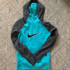 Nike pullover